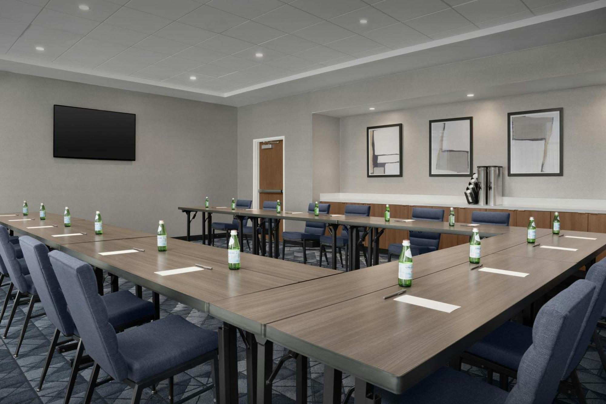Courtyard By Marriott Antioch Pittsburg Hotel Buitenkant foto