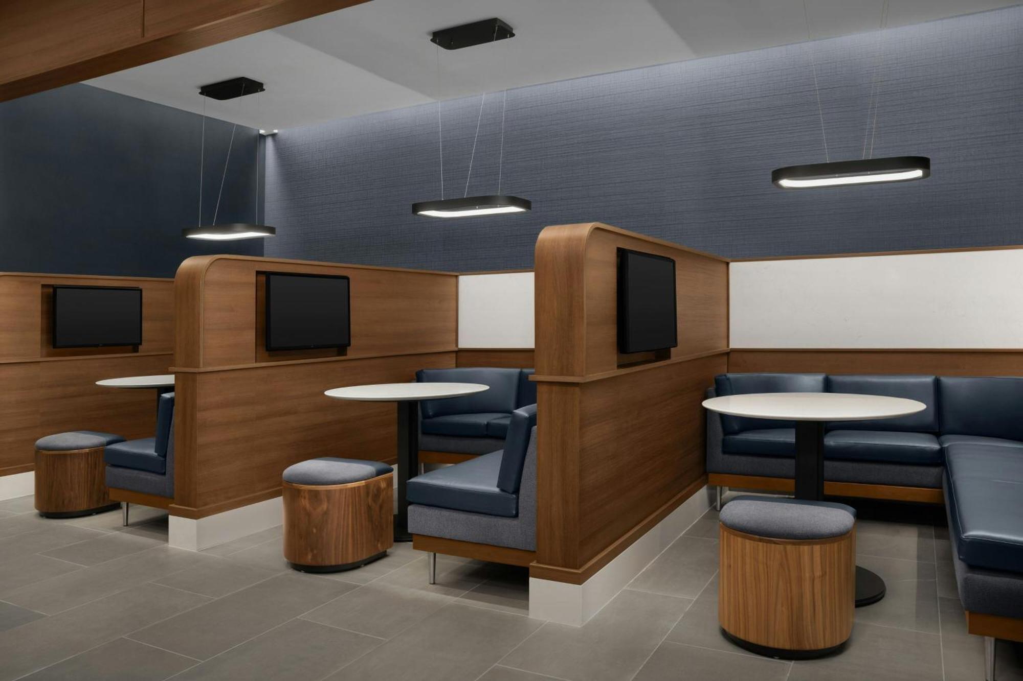 Courtyard By Marriott Antioch Pittsburg Hotel Buitenkant foto